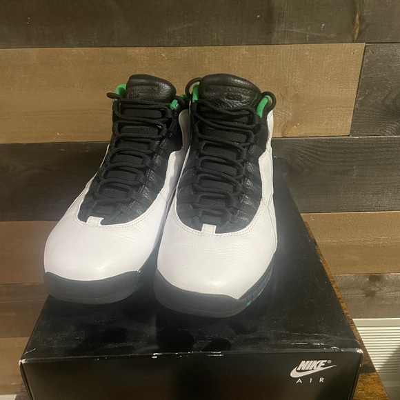 Jordan Retro 10 “Seattle” - Picture 2 of 6